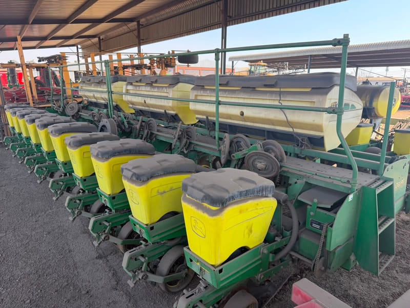 JD2117 Planter 10 Rows 76cm with Korrel Kunsmus — photo 2