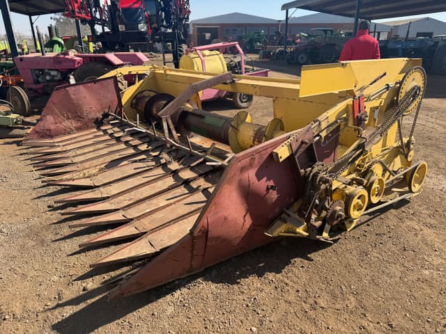New Holland Sunflower Header 18ft