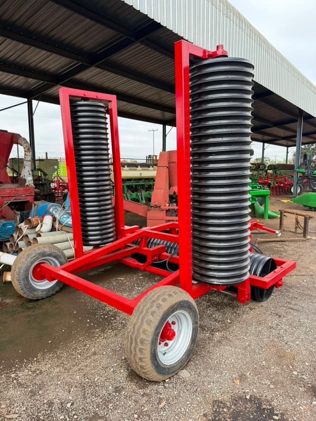 Tef Roller 6.2m Hydraulic Fold on Wheels